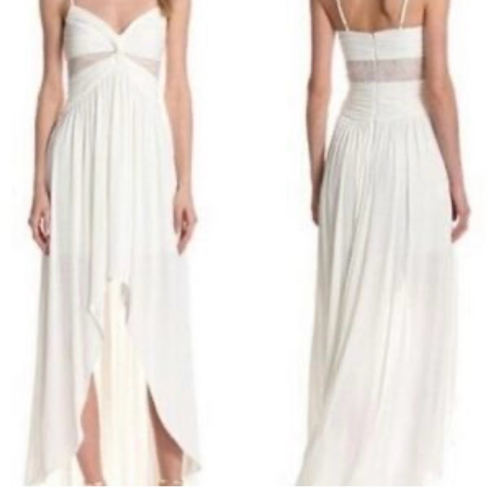 BCBG Size 10 - Excellent condition!!Elegant White Spaghetti-Strap Maxi Dress